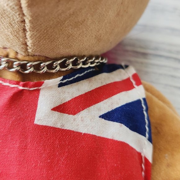 Vintage Velveteen Bear British London Great Britain Punk Bear Plush Tina Watson - Picture 6 of 6